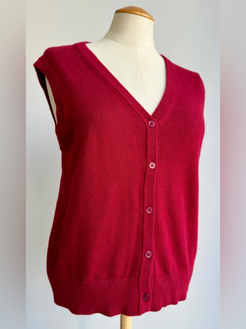 Simon’s Sleeveless Knit Vest - berry red
